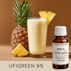 Egzotyczny drink z ananasem na tle brzoskwiniowym.